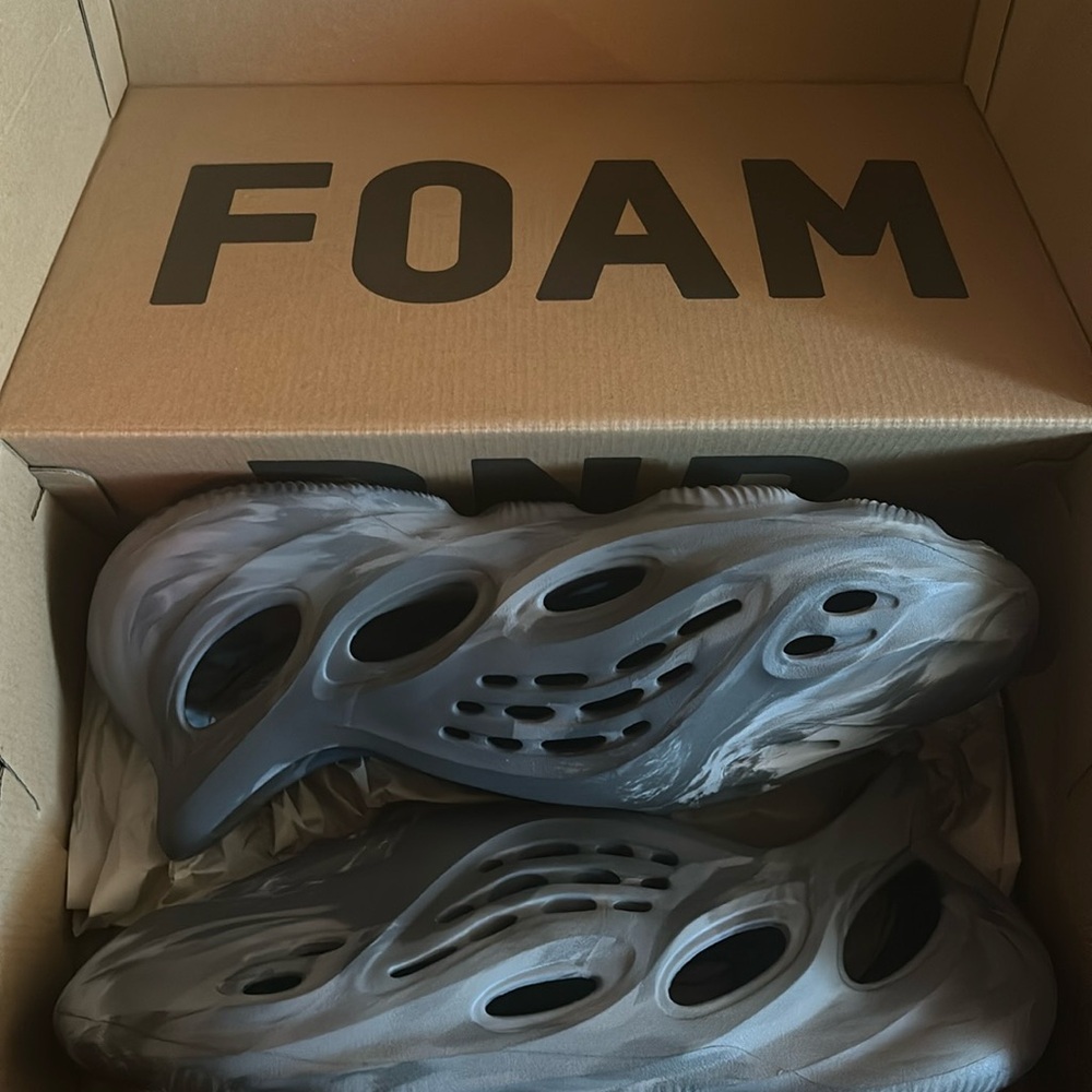 Yeezy Foam Runner ‘MX Granite’